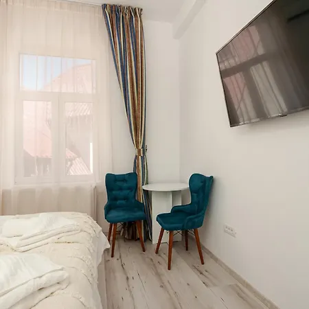 Spacious 3Br Retreat In Central Bucarest Esterno foto